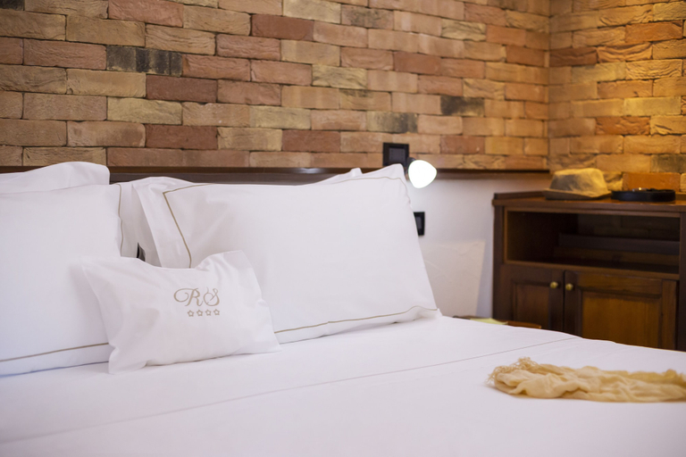 Bedroom 3, Hotel Rocca della Sena, Vibo Valentia