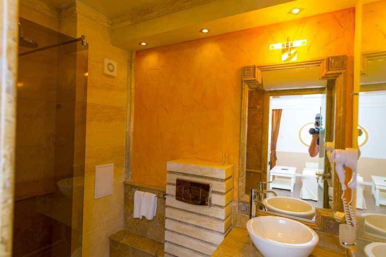 Bathroom 5, Golden Rainbow VIP Residence, Nesebar