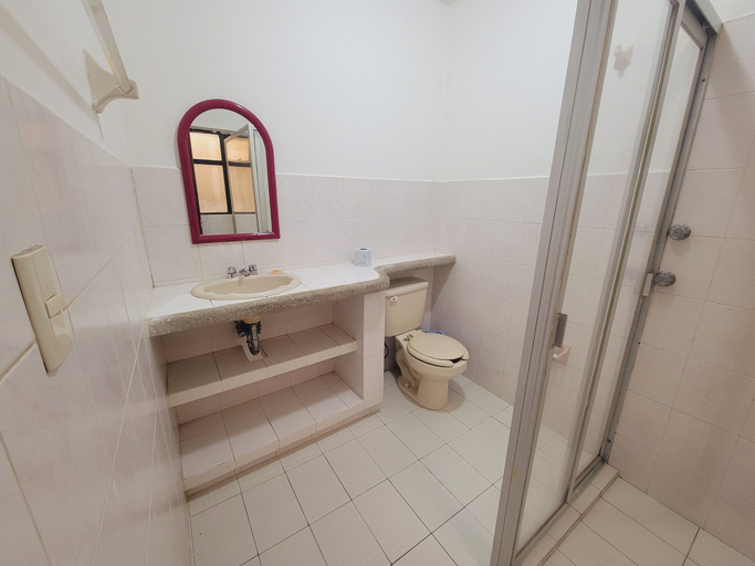 Bathroom 4, Jardines de Luz, San Cristóbal de las Casas