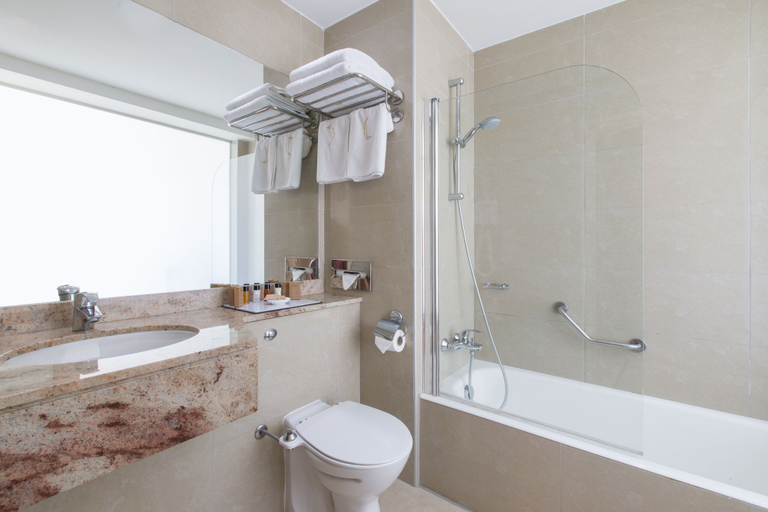 Bathroom 4, Golden Bay Beach Hotel, Larnaca