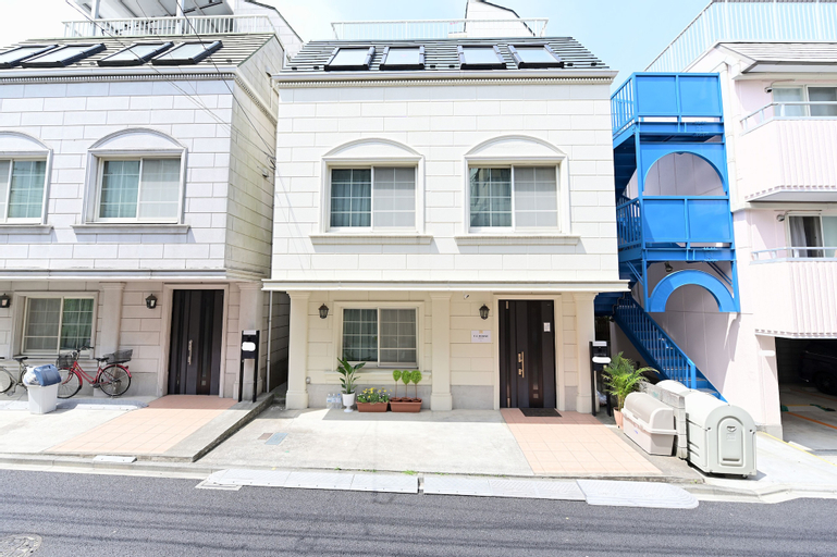 FC House Shinjuku, Shinjuku