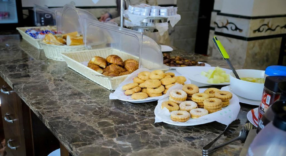 Food & Drinks 5, Hotel El Kenz, Setif