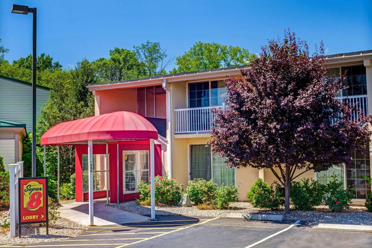 Exterior & Views 2, HomeSpring Inn & Studios, Hartford
