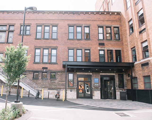 Exterior & Views 2, TRYP by Wyndham Pittsburgh/Lawrenceville, Allegheny