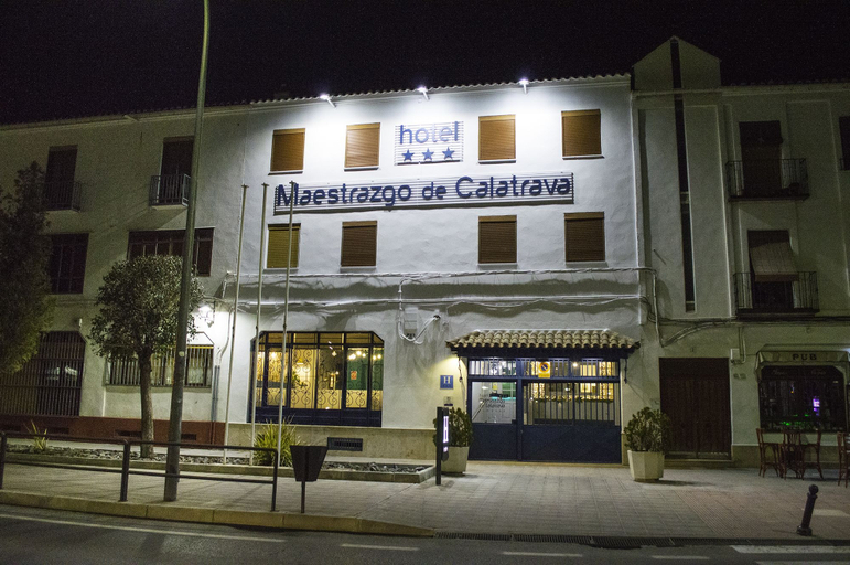 Exterior & Views 2, Hospedium Hotel Maestrazgo de Calatrava, Ciudad Real