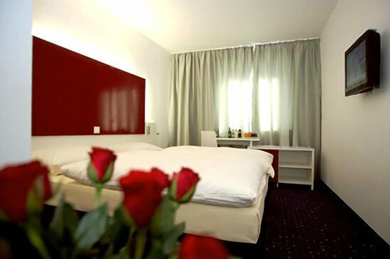 Bedroom 3, Hotel Admiral Frankfurt City Centre, Frankfurt am Main