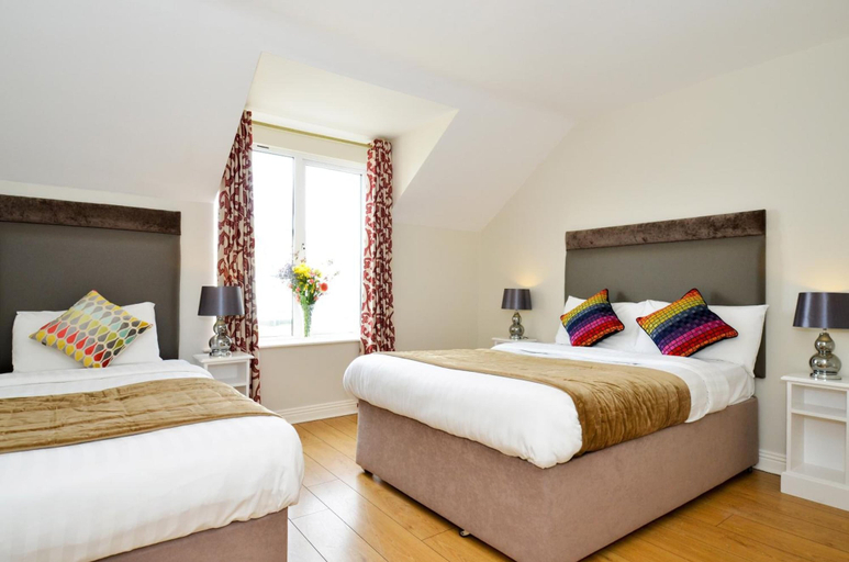 Bedroom 3, Dingle Harbour Lodge