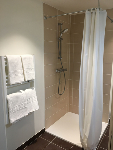 Bathroom 5, KOSY Appart’Hôtels – Art’ & Facts, Meurthe-et-Moselle