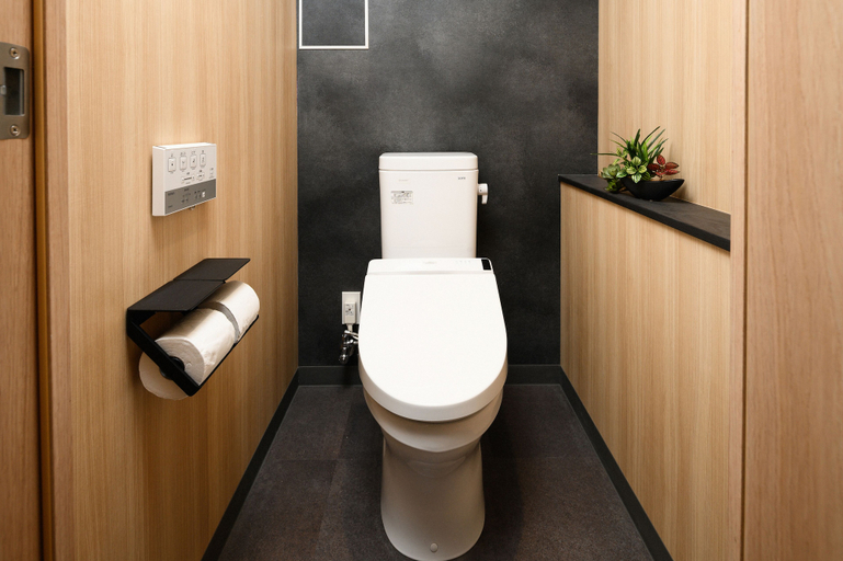 Bathroom 5, MIMARU Tokyo Ueno Inaricho, Taitō