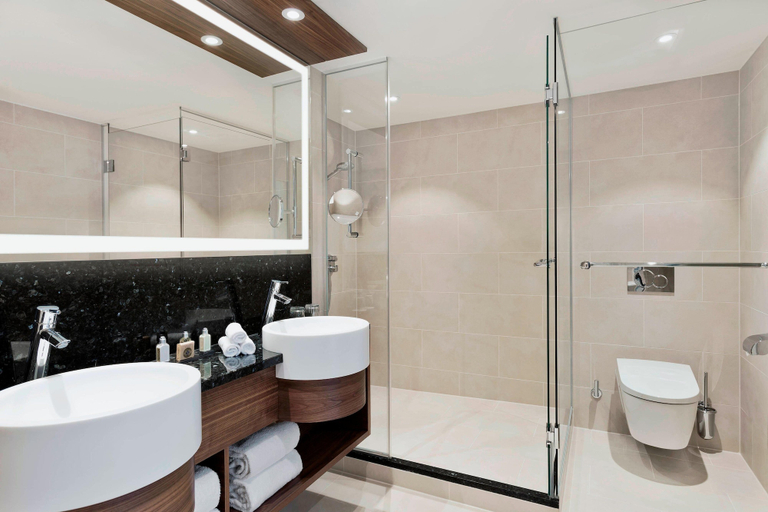Bathroom 4, Vienna Marriott Hotel, Wien
