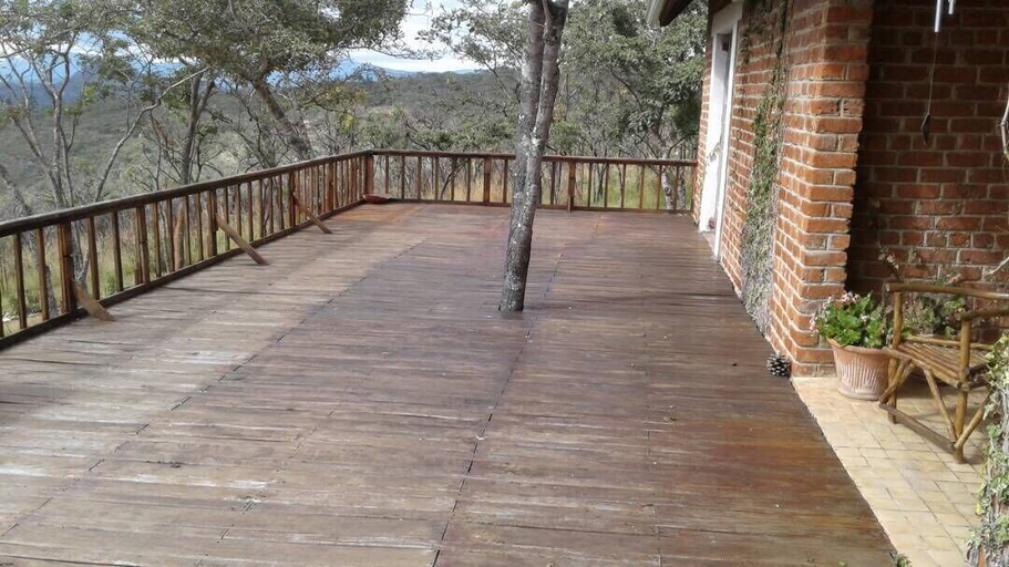 Others 5, Paz Cottage, Nyanga