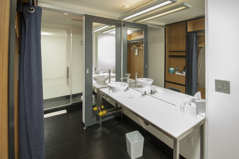 Bathroom 4, Aloft by Marriott Miami Doral, Miami-Dade