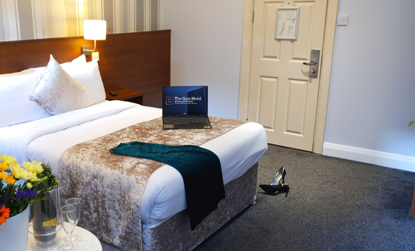 Bedroom 4, The Gate Hotel, Dublin
