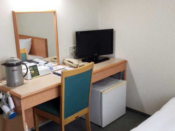 Bedroom 3, Hotel Green Palace, Sendai