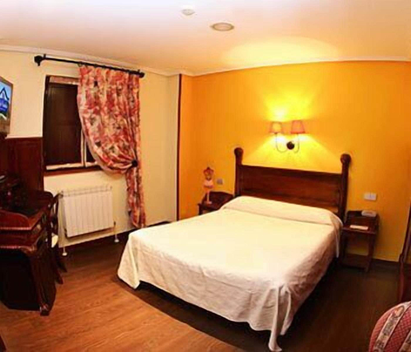 Bedroom 3, Comillas, Cantabria