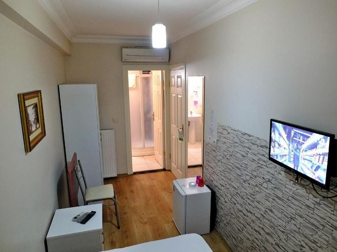 Bedroom 4, Kadikoy Port Hotel, Kadıköy