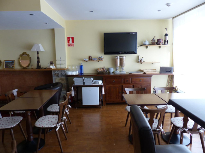 Others 5, Hotel Les Truites, Pyrénées-Orientales