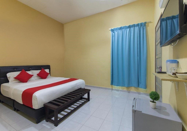 Bedroom 2, Alpha Motel, Langkawi