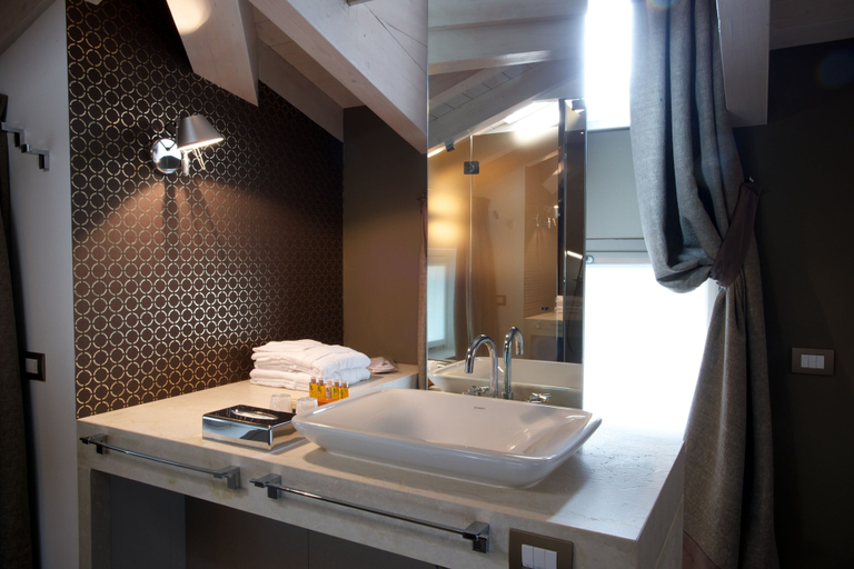 Bathroom, Fuori Porta House, Bergamo