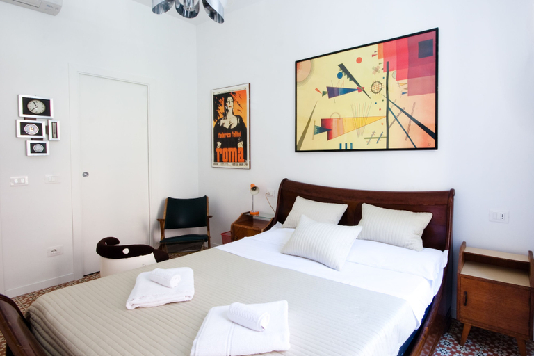 Bedroom 3, Colosseum Garden, Rome