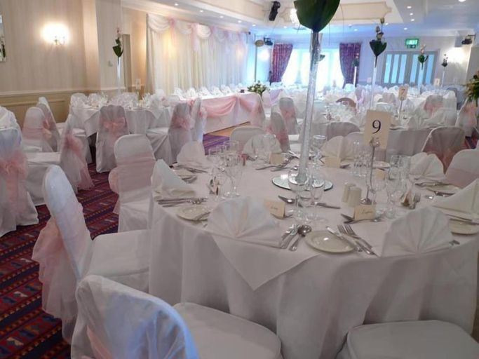 Food & Drinks 4, The Ashburnham Hotel, Carmarthenshire