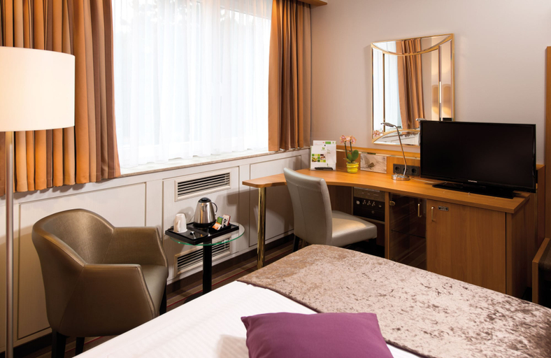 Bedroom 2, Leonardo Frankfurt City South, Frankfurt am Main