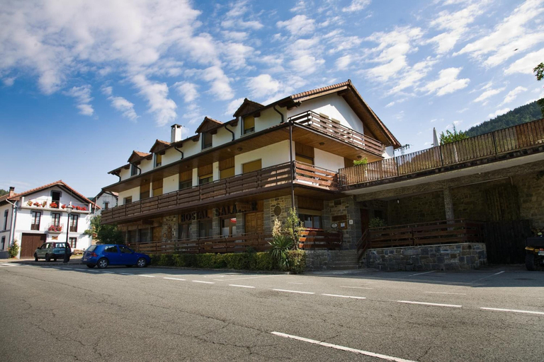 Exterior & Views 2, Hostal Salazar, Navarra