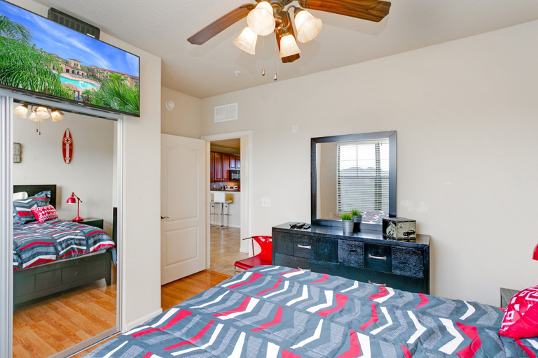 Bedroom 3, 3 Bed 3 Bath Pool View High End Corner Condo, Polk