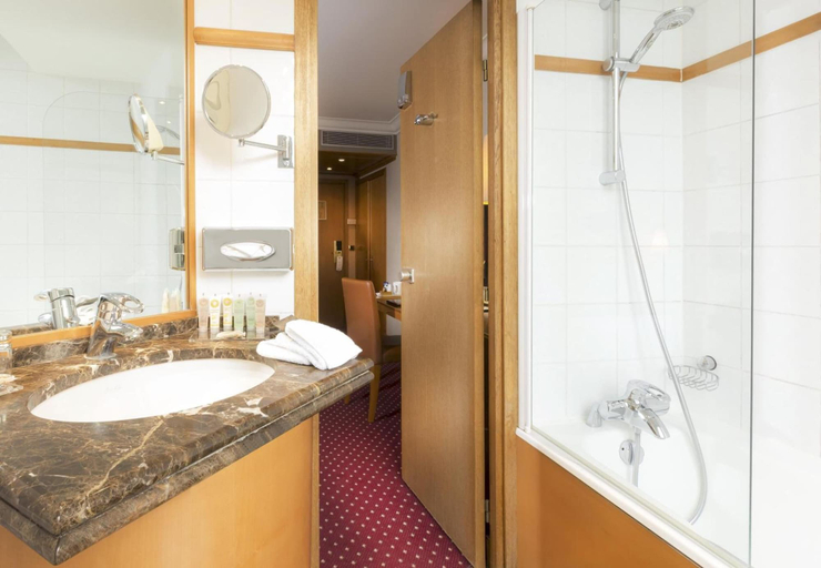 Bathroom 4, Hotel Royal Saint Michel, Paris