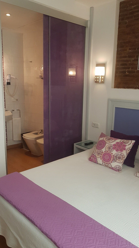 Bedroom 4, Hotel y Apartamentos Doña Lola, Sevilla