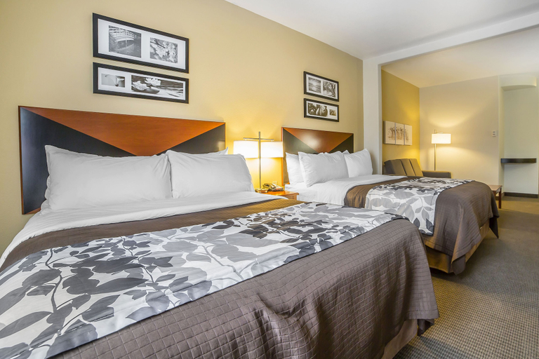 Bedroom 3, Sleep Inn & Suites Douglas, Converse