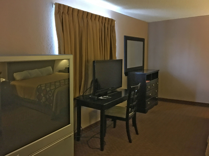 Bedroom 3, Super 8 by Wyndham New Castle, Lawrence