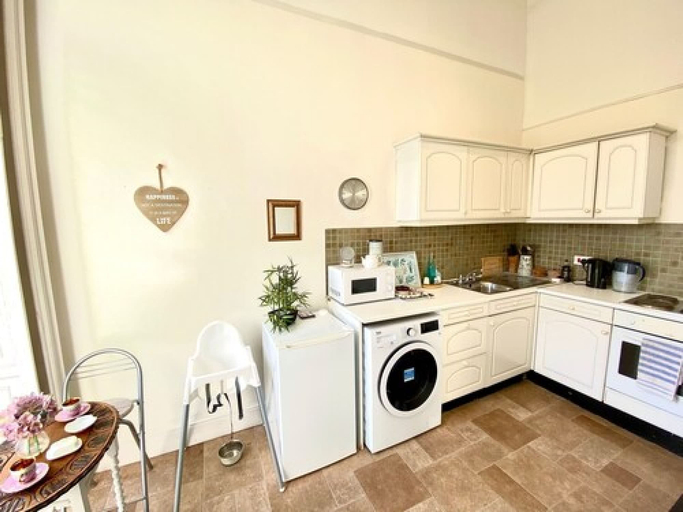 Others 5, Grosvenor Apartments, Bath and North East Somerset