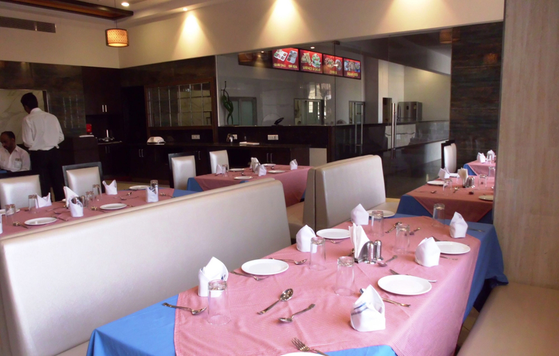 Food & Drinks 5, Chandra Grand, Jodhpur