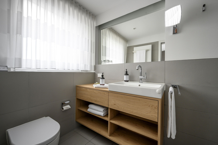 Bathroom 5, Hotel Restaurant Maier, Bodenseekreis
