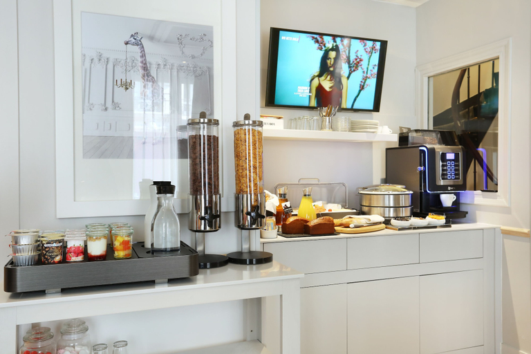 Food & Drinks 5, Nouvel Hotel Eiffel, Paris