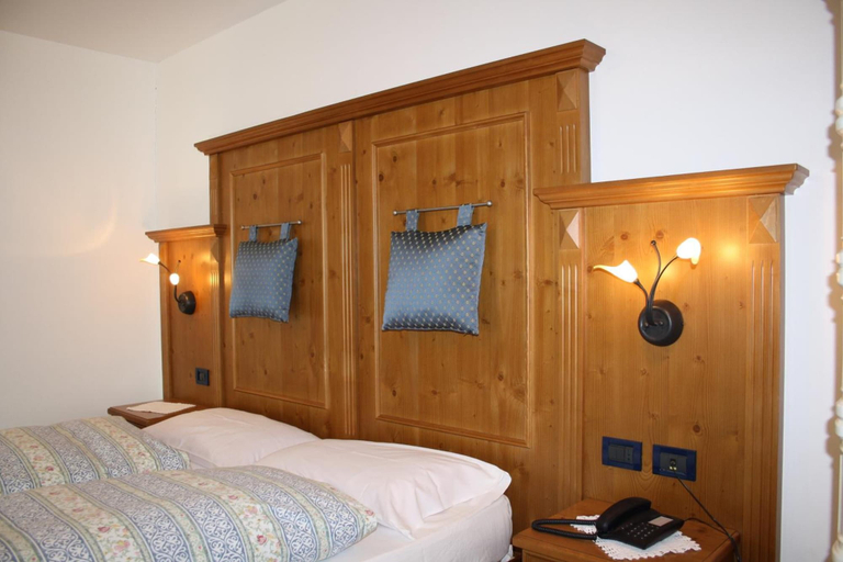 Bedroom 3, Albergo Ristorante La Baita, Belluno