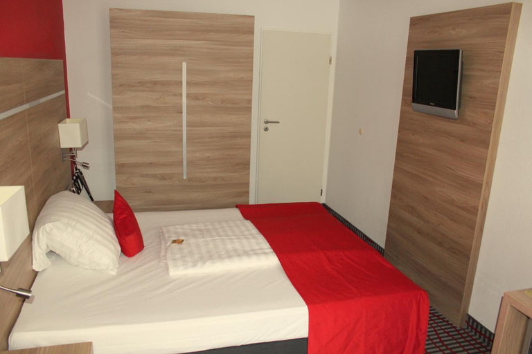 Bedroom 3, Hotel Wallis, München