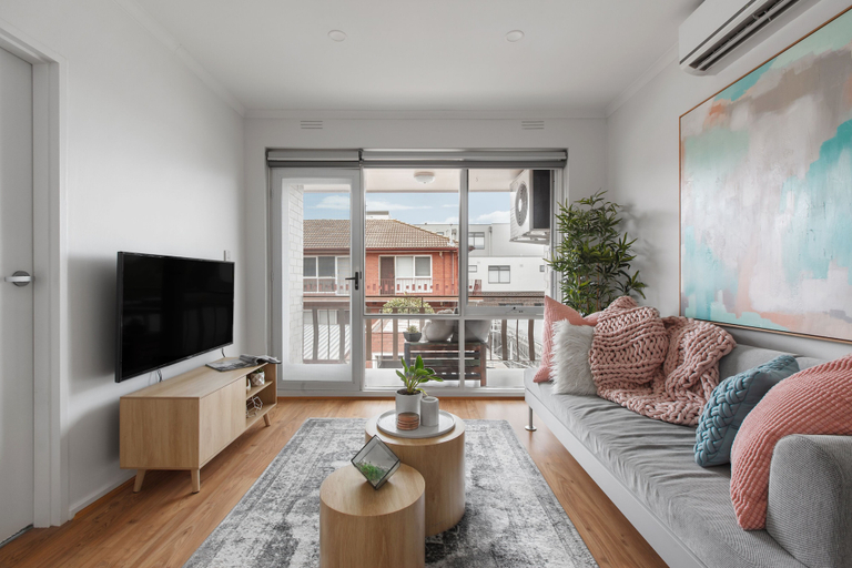 Others 5, Heart of Ormond Apartment by Ready Set Host, Melbourne