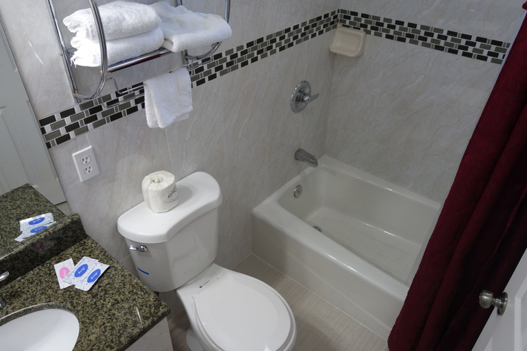 Bathroom 4, Little Boy Blue Motel, Orange