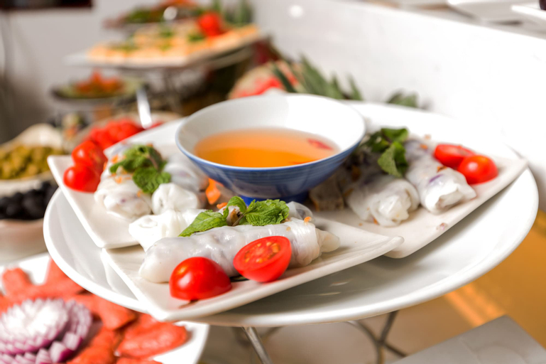 Food & Drinks 7