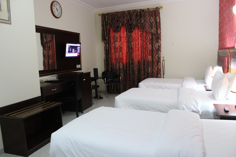 Bedroom 3, Montreal Naif Hotel, Dubai