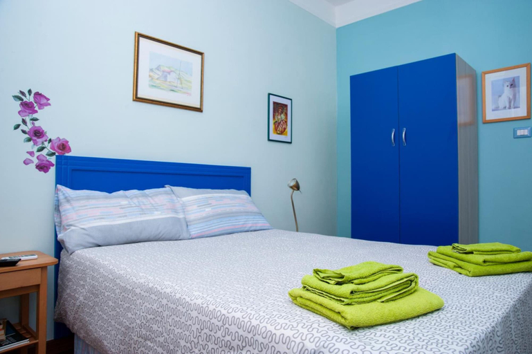 Bedroom 2, Alma B&B, Crotone