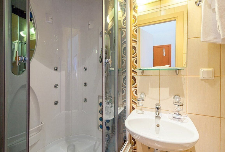 Bathroom 3, Nevsky Grand Apartments, Sankt-Peterburg gorsovet