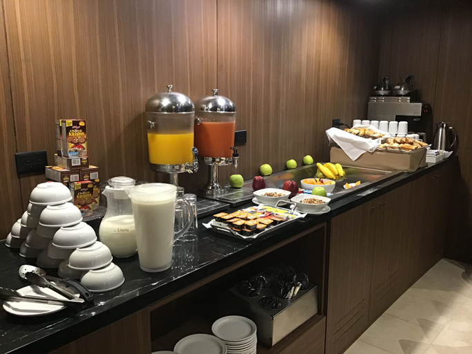 Food & Drinks 5, Hotel Chihuahua San Francisco, Chihuahua