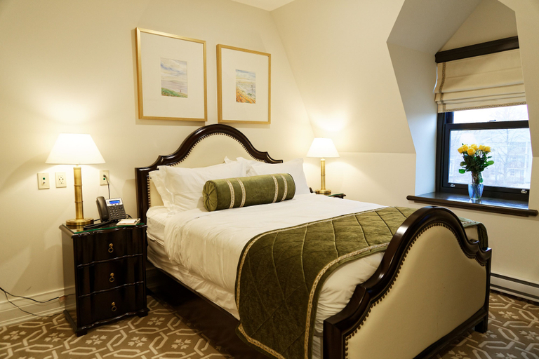 Bedroom 3, The Sydney Boutique Inn, Queens