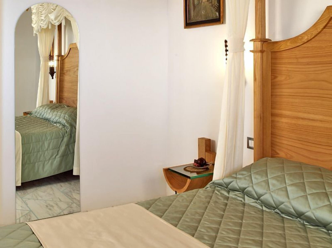 Bedroom 4, Antico Casale Russo, Napoli