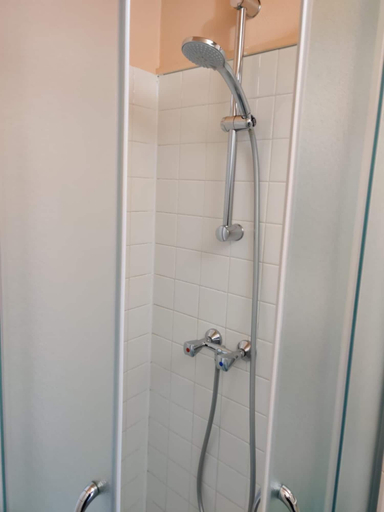Bathroom 4, Hotel du Tertre, Ille-et-Vilaine