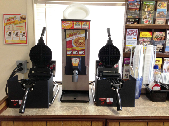 Food & Drinks 4, Americas Best Value Inn Palmyra Hershey, Lebanon