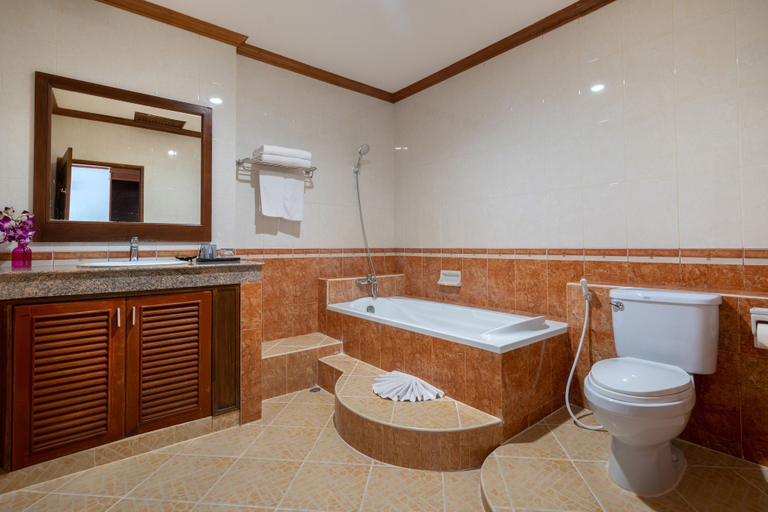 Bathroom 5, Memory Karon Resort, Phuket Island